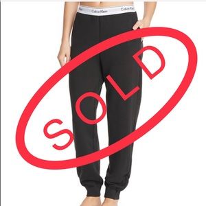 Calvin klein jogger pants